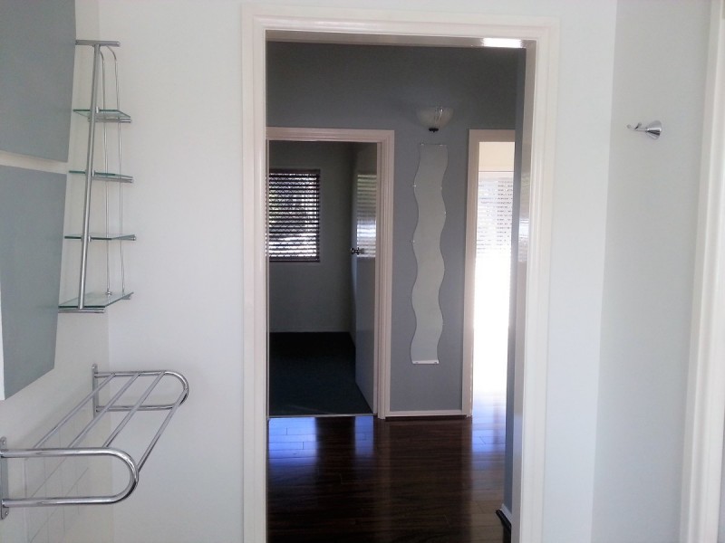 7 Woomera Crescent, Southport QLD 4215