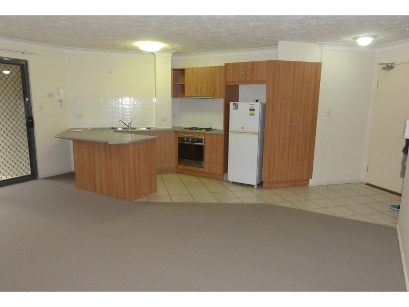 3/8-12 Whitby Street, Southport QLD 4215