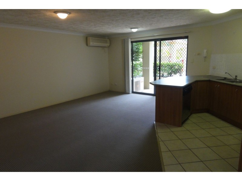 3/8-12 Whitby Street, Southport QLD 4215