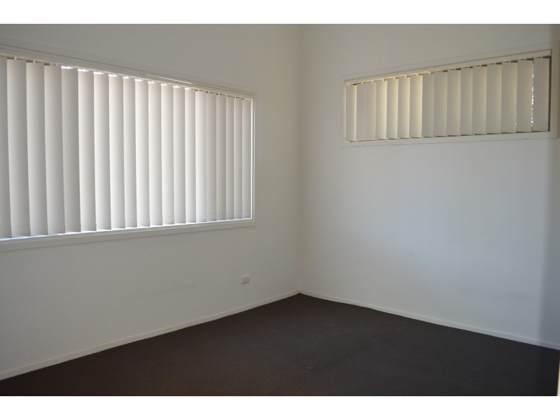 6 Melrose Place, Southport QLD 4215