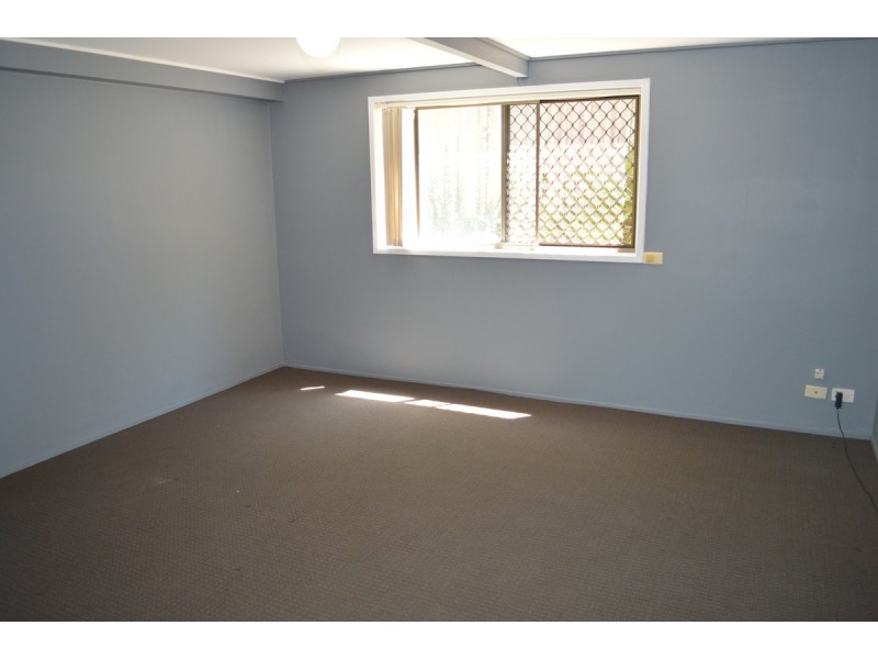 6 Melrose Place, Southport QLD 4215