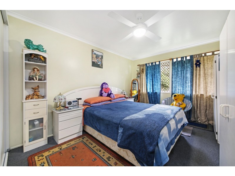 34 Dampier Avenue, Eagleby QLD 4207