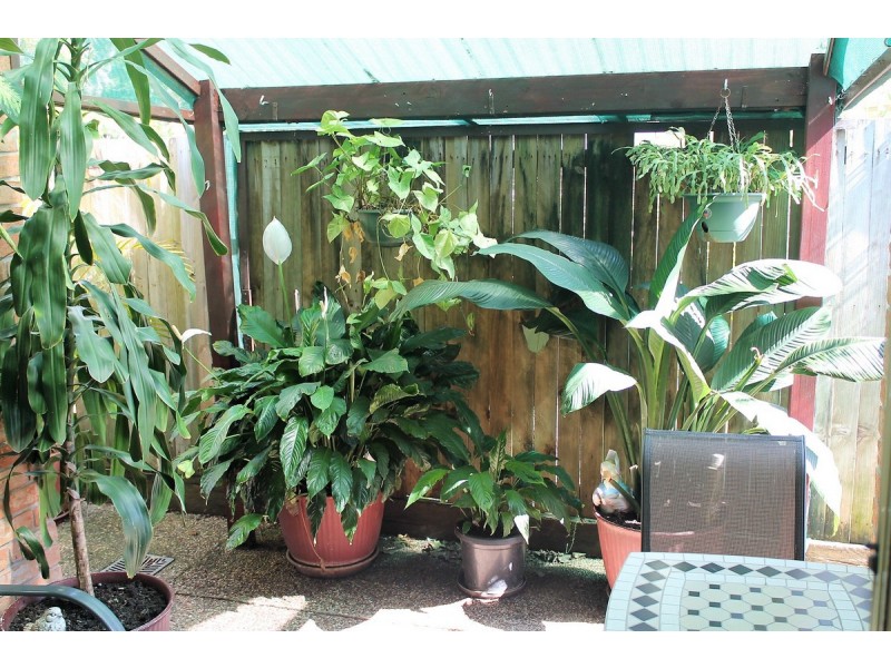 2/21 Ewan Street, Southport QLD 4215