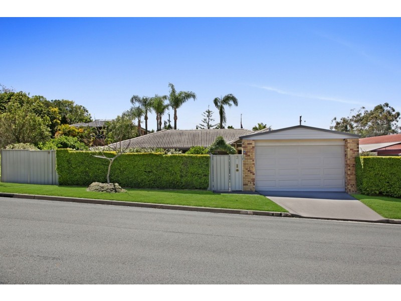 3 Crinkle Court, Southport QLD 4215
