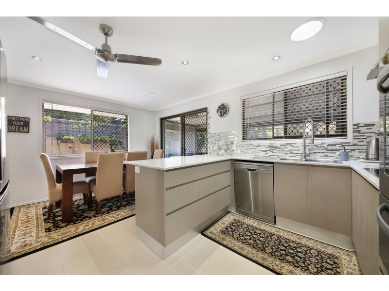 3 Crinkle Court, Southport QLD 4215