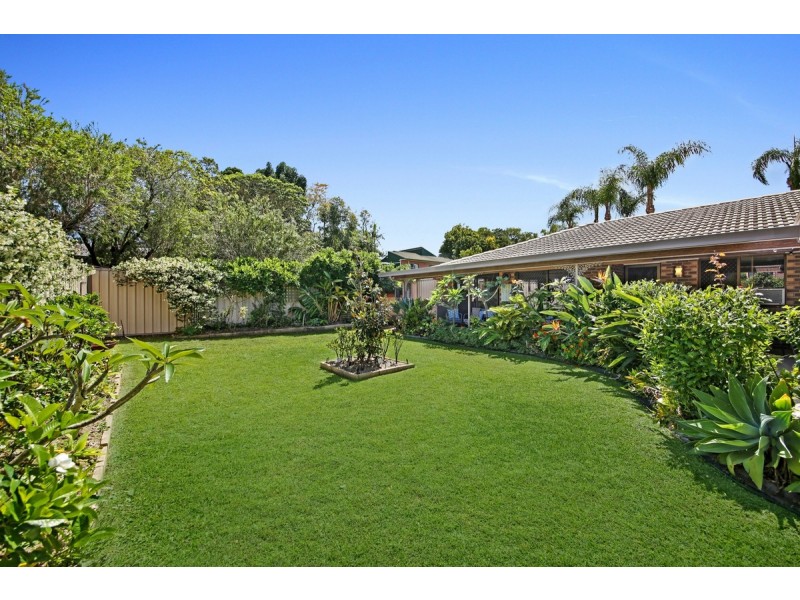 3 Crinkle Court, Southport QLD 4215