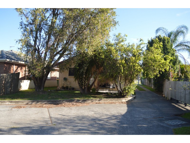 41 Fisher Avenue, Southport QLD 4215