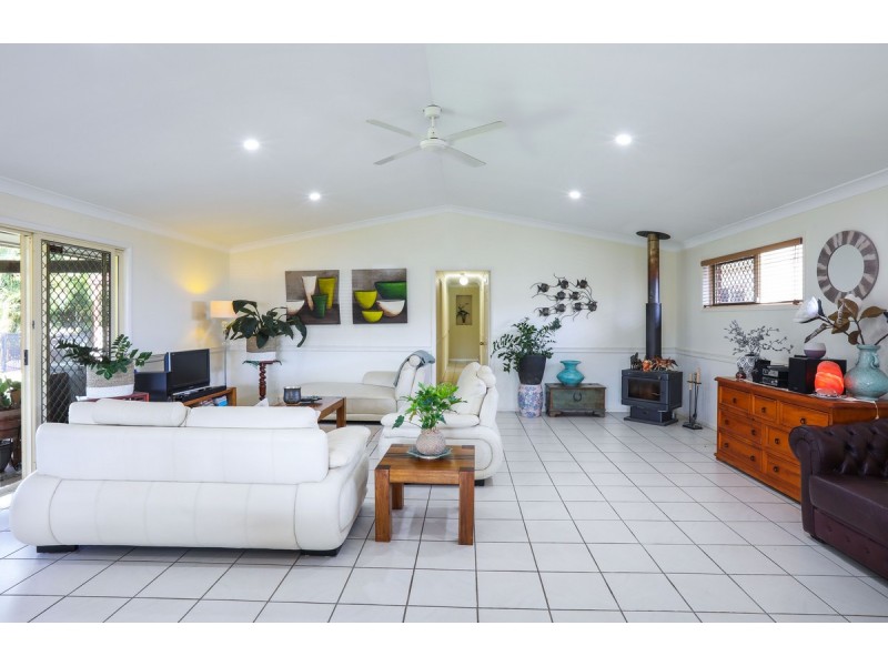 21 Maidstone Place, Parkwood QLD 4214