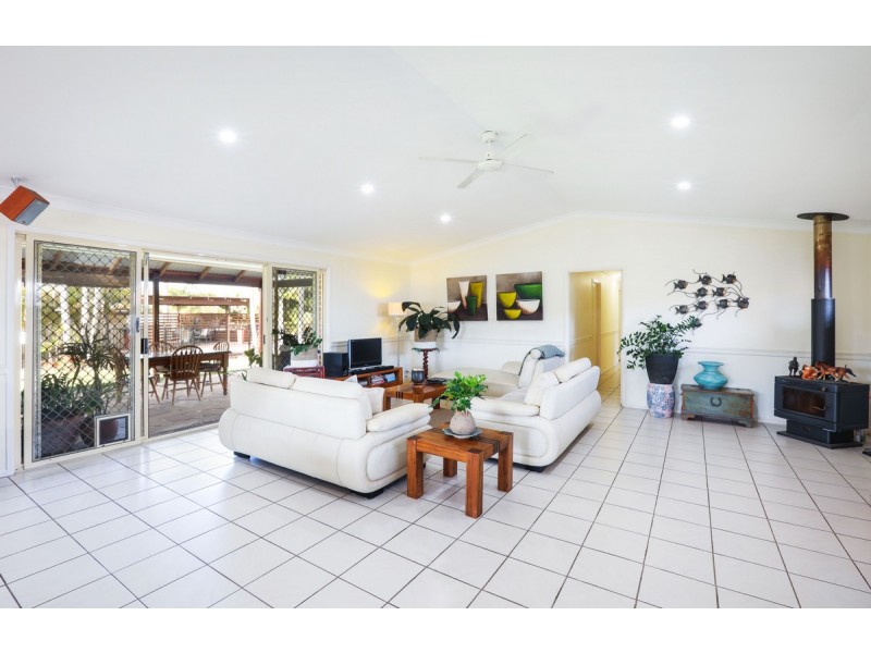 21 Maidstone Place, Parkwood QLD 4214