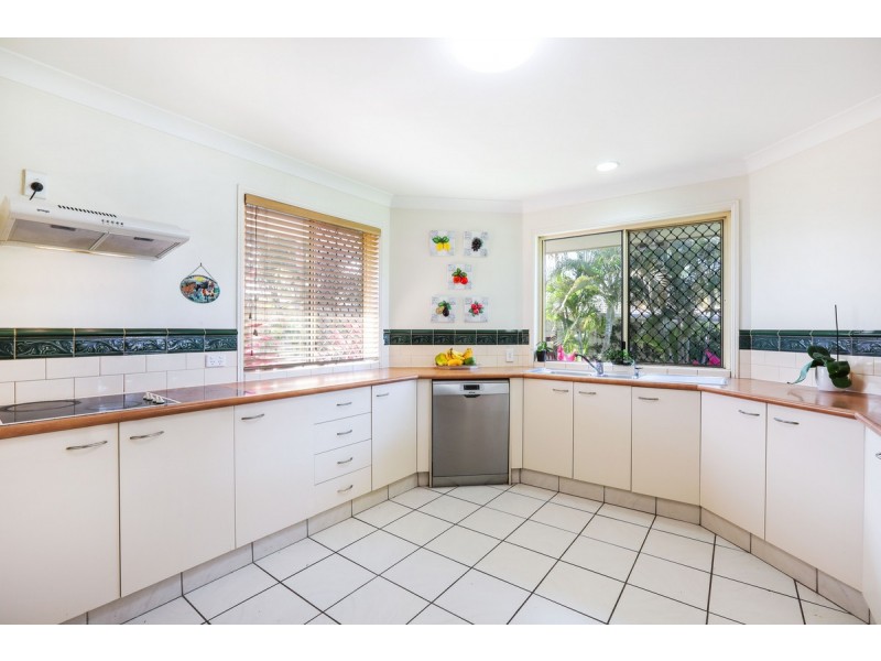 21 Maidstone Place, Parkwood QLD 4214