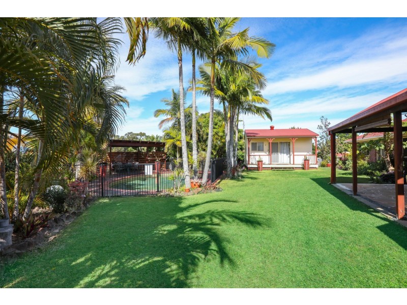 21 Maidstone Place, Parkwood QLD 4214