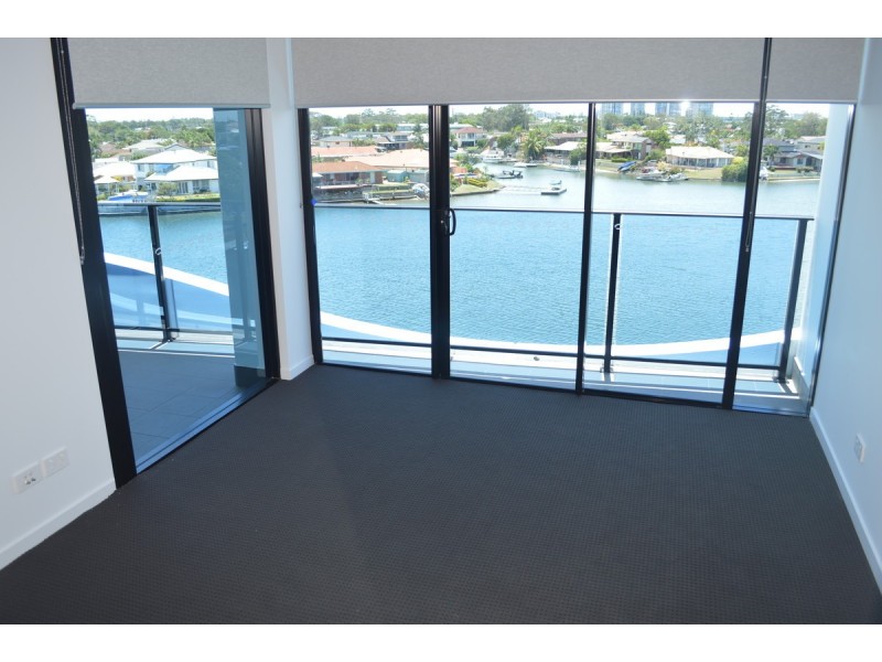 2302/5 Harbourside Court, Biggera Waters QLD 4216
