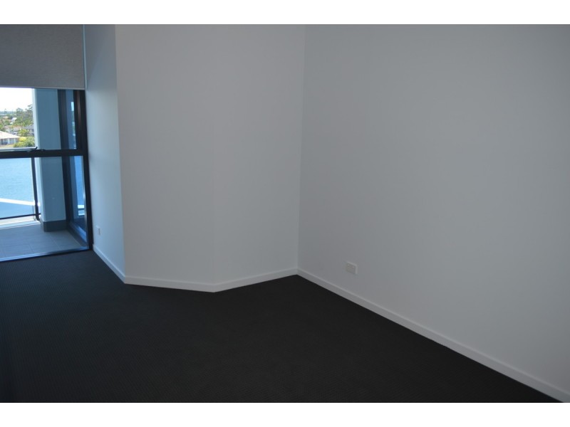 2302/5 Harbourside Court, Biggera Waters QLD 4216