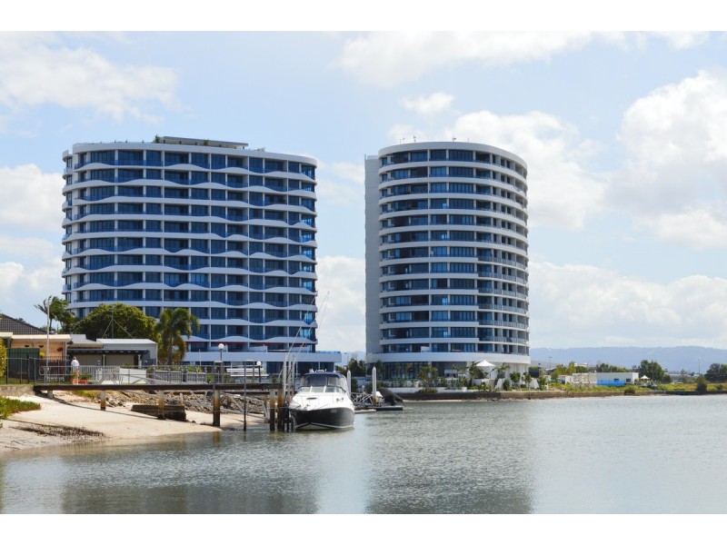 2302/5 Harbourside Court, Biggera Waters QLD 4216
