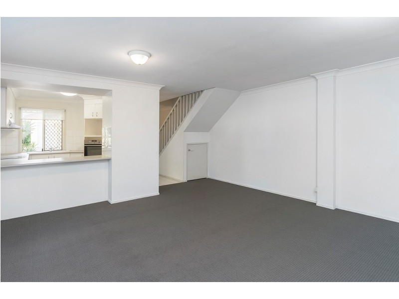 4/37 Ward Street, Southport QLD 4215