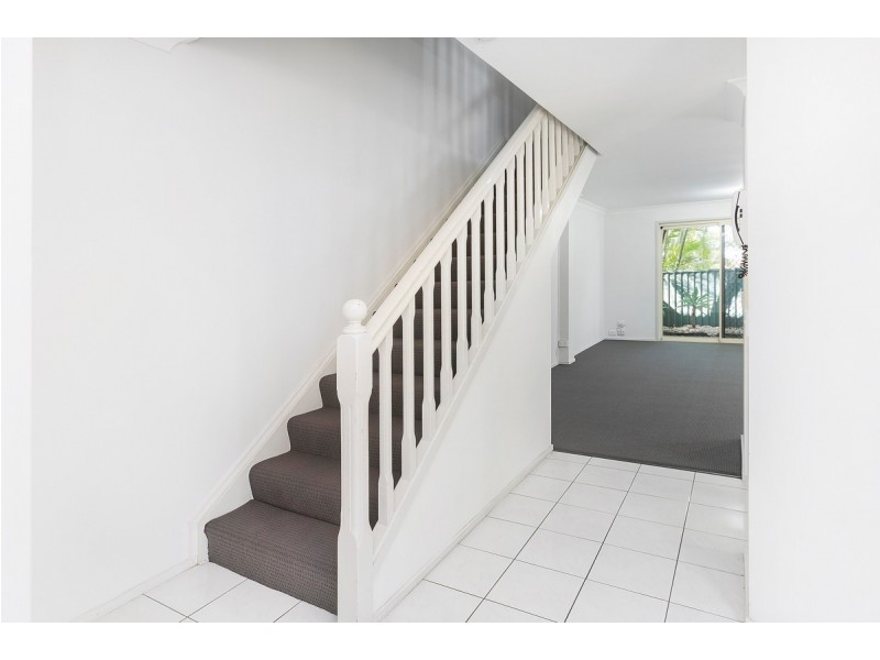 4/37 Ward Street, Southport QLD 4215