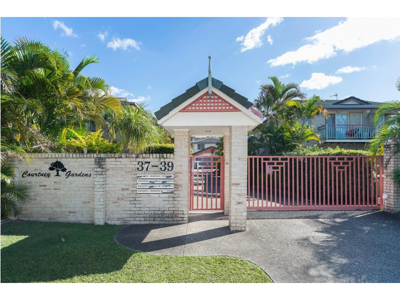 4/37 Ward Street, Southport QLD 4215
