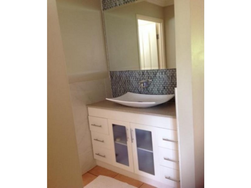 2/79 Daintree Drive, Parkwood QLD 4214