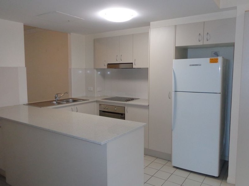 14/6-10 Rose, Southport QLD 4215