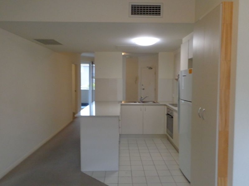 14/6-10 Rose, Southport QLD 4215