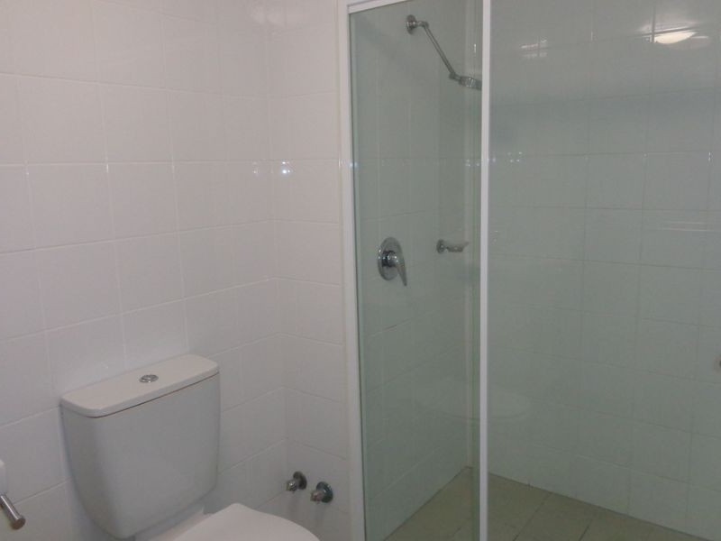 14/6-10 Rose, Southport QLD 4215