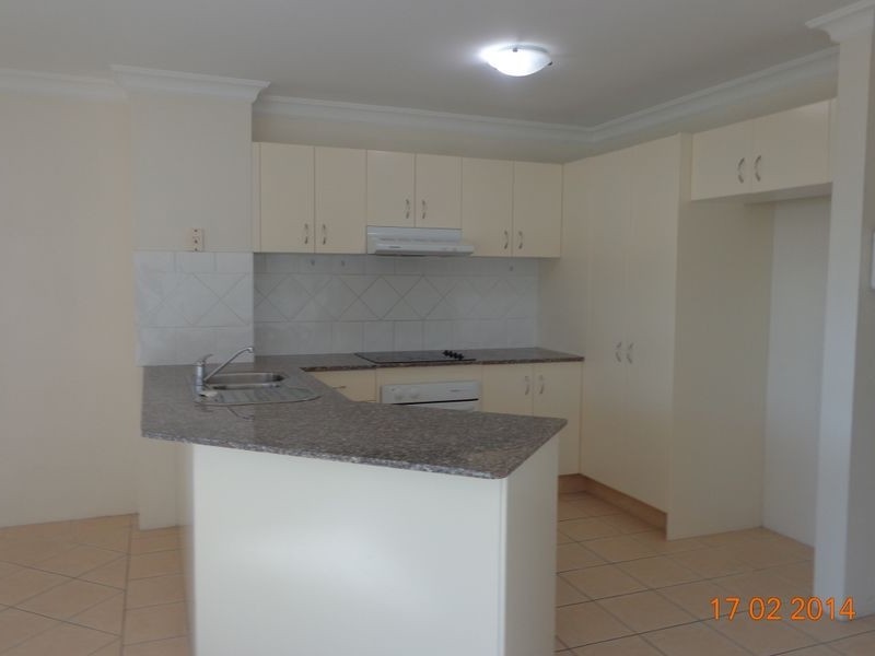 8/28 Little Norman Street, Southport QLD 4215