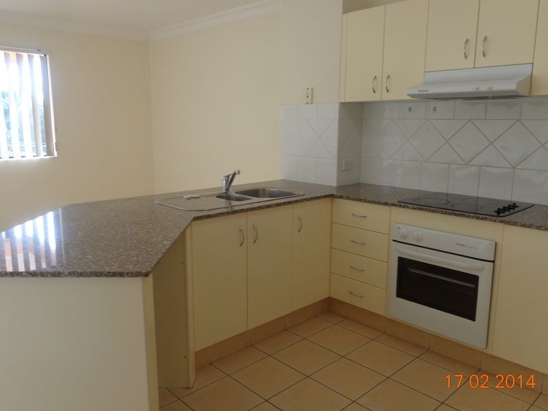 8/28 Little Norman Street, Southport QLD 4215