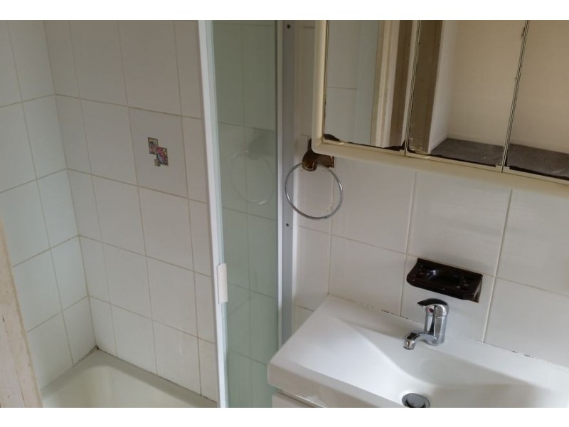 8/73 Queen Street, Southport QLD 4215