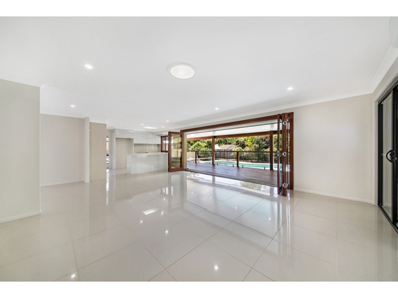 5 Carnation Way, Gaven QLD 4211