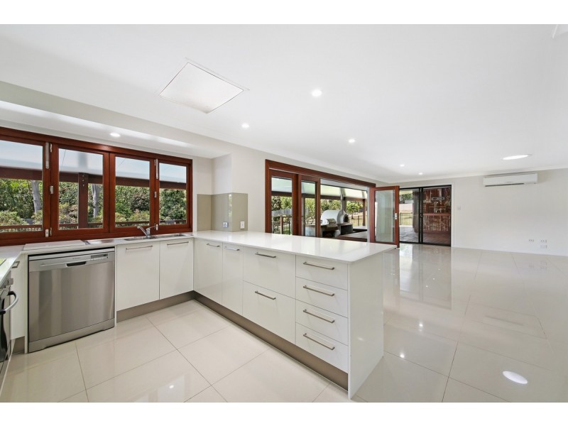 5 Carnation Way, Gaven QLD 4211