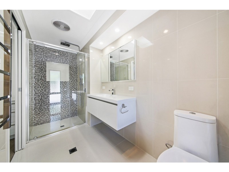 5 Carnation Way, Gaven QLD 4211