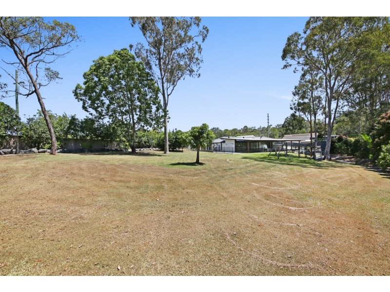 5 Carnation Way, Gaven QLD 4211