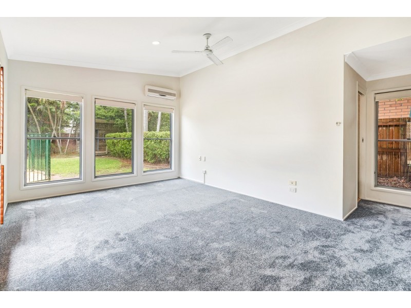 16 Skiff Street, Southport QLD 4215