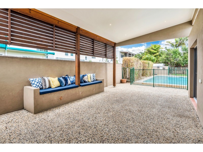 16 Skiff Street, Southport QLD 4215