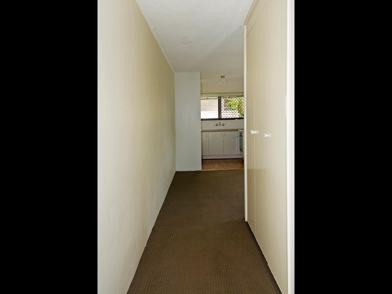 4/16 Andrews, Southport QLD 4215