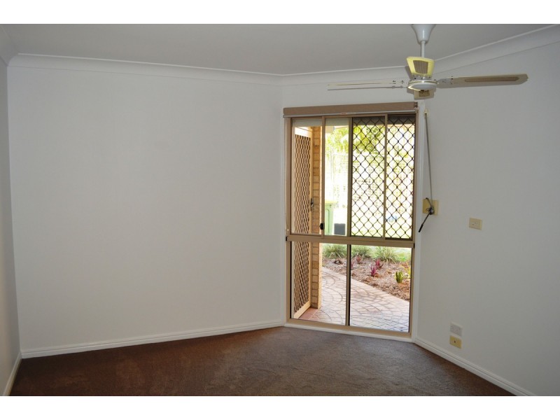 1/126 Falconer Street, Southport QLD 4215