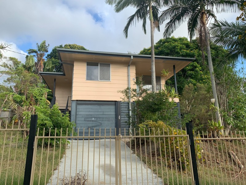 9 Lilli Pilli Drive, Southport QLD 4215