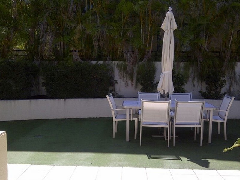 2/138 High, Southport QLD 4215