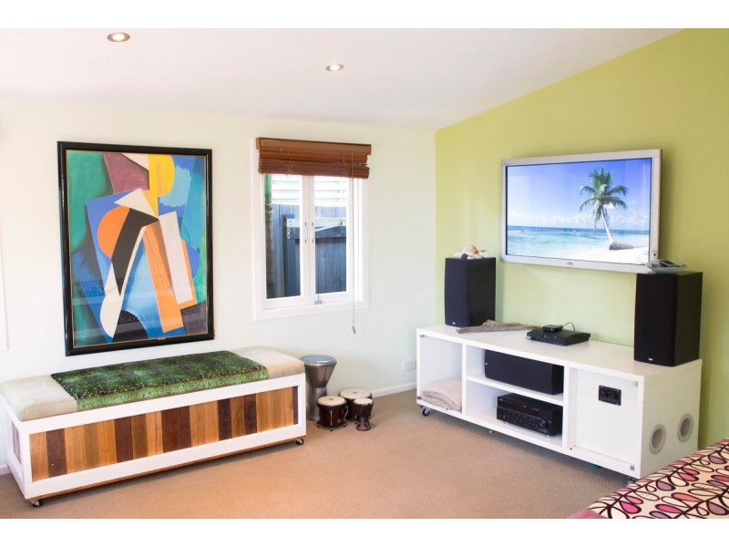 164 Johnston Street, Southport QLD 4215