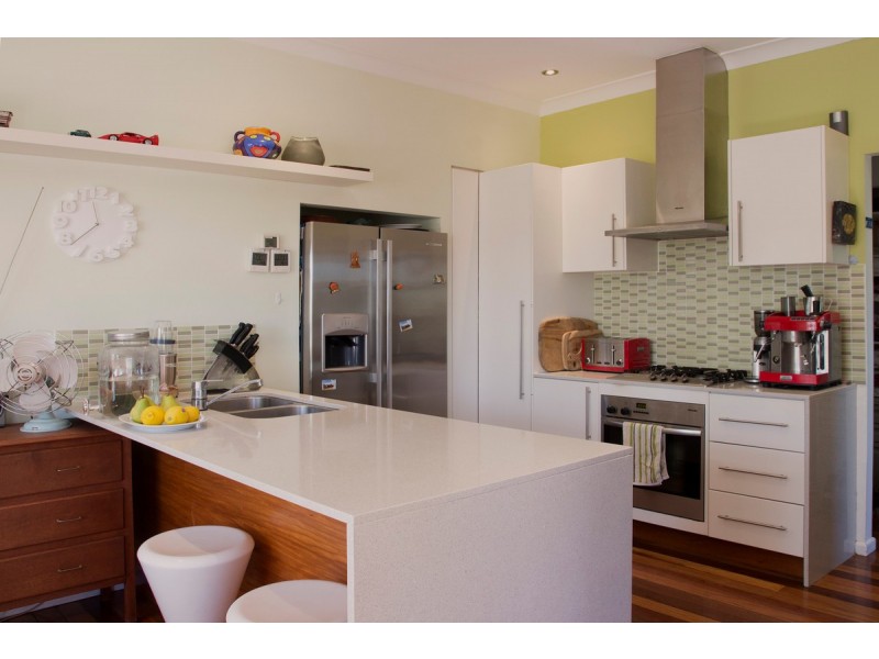 164 Johnston Street, Southport QLD 4215