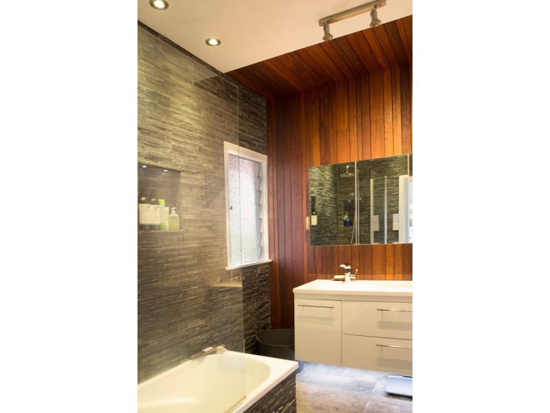 164 Johnston Street, Southport QLD 4215