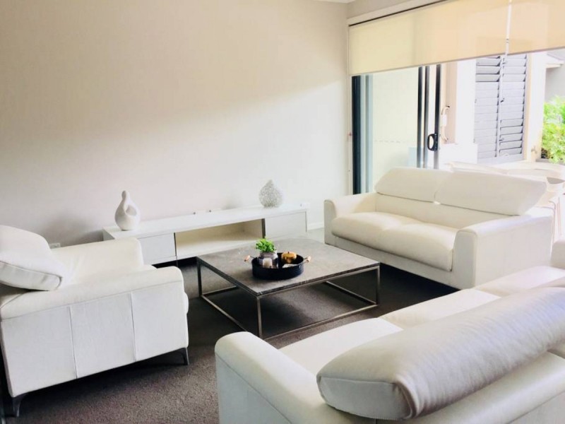 10/45 Bundall Road, Surfers Paradise QLD 4217