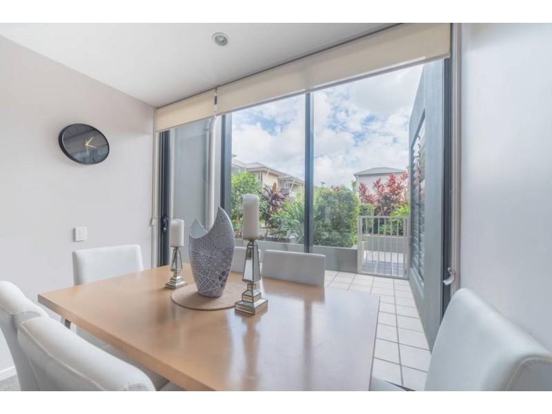 10/45 Bundall Road, Surfers Paradise QLD 4217