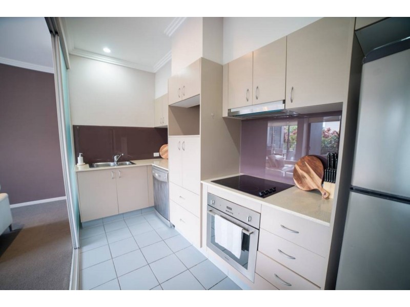 10/45 Bundall Road, Surfers Paradise QLD 4217