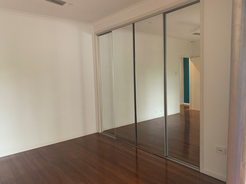 6 Schilling Avenue, Southport QLD 4215