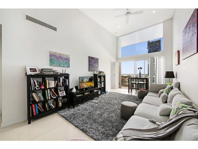 701/26 Gray Street, Southport QLD 4215