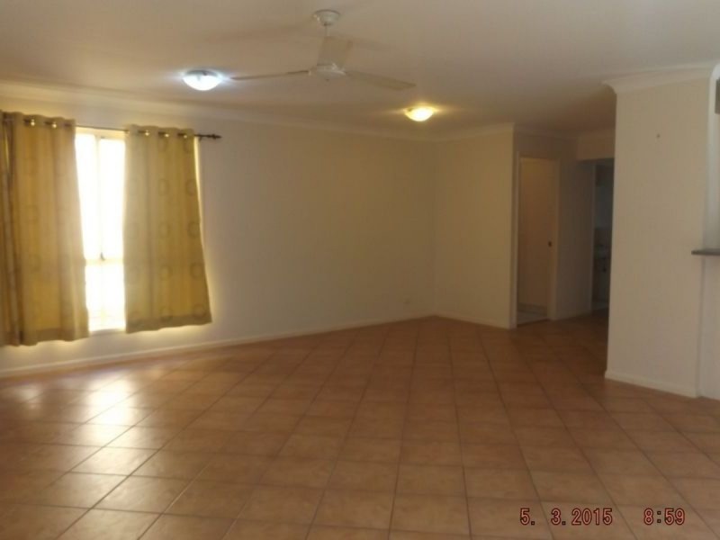 5 Whiteley Chase, Parkwood QLD 4214