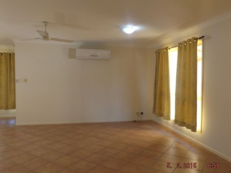 5 Whiteley Chase, Parkwood QLD 4214