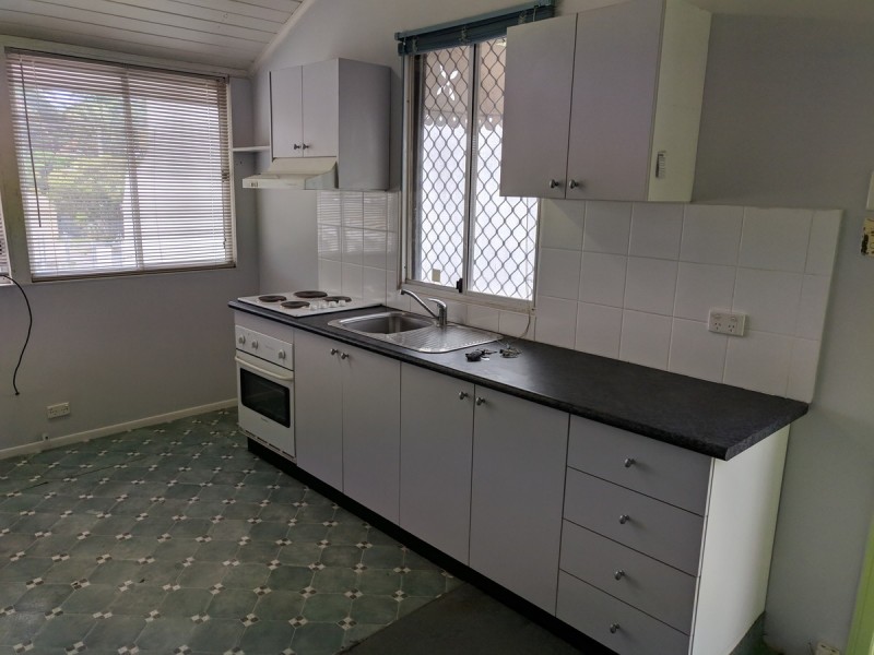 2/166 Scarborough Street, Southport QLD 4215