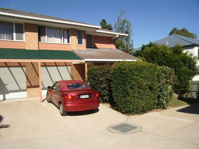 2/52 Maragret, Southport QLD 4215